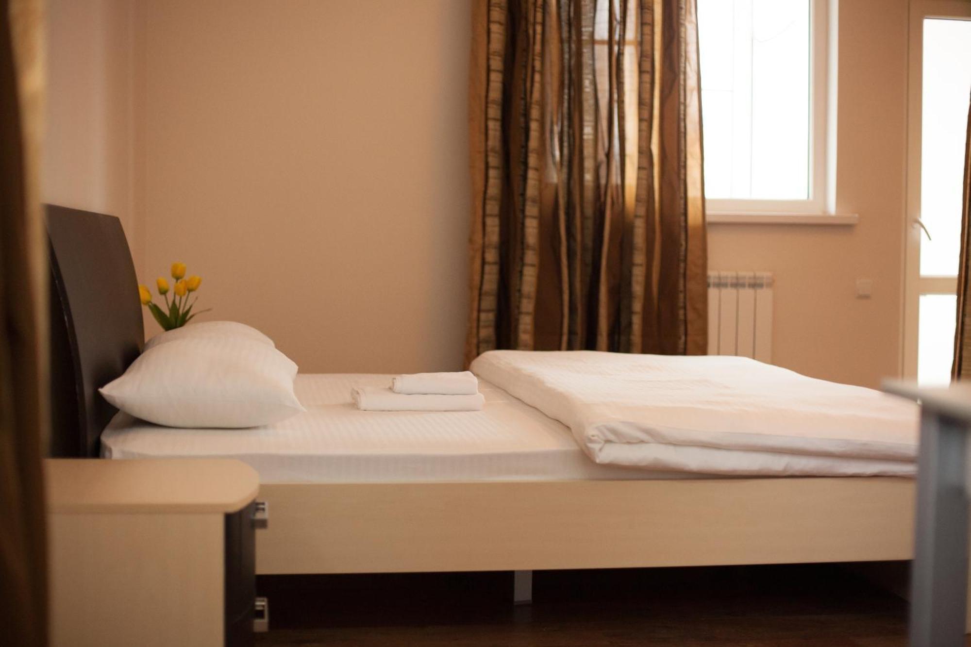 Sarai-Batu Guest House Atyraū Zewnętrze zdjęcie